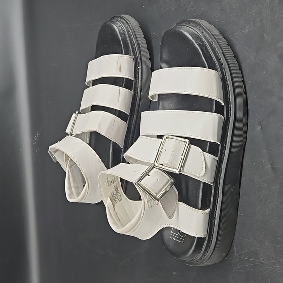 NOBO No Boundries Strappy Chunky Y2K Sandals 10 - Picture 1 of 9